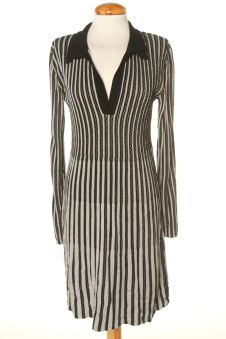 Einfaches Kleid M PERCENTIL, Foto 1 von 2