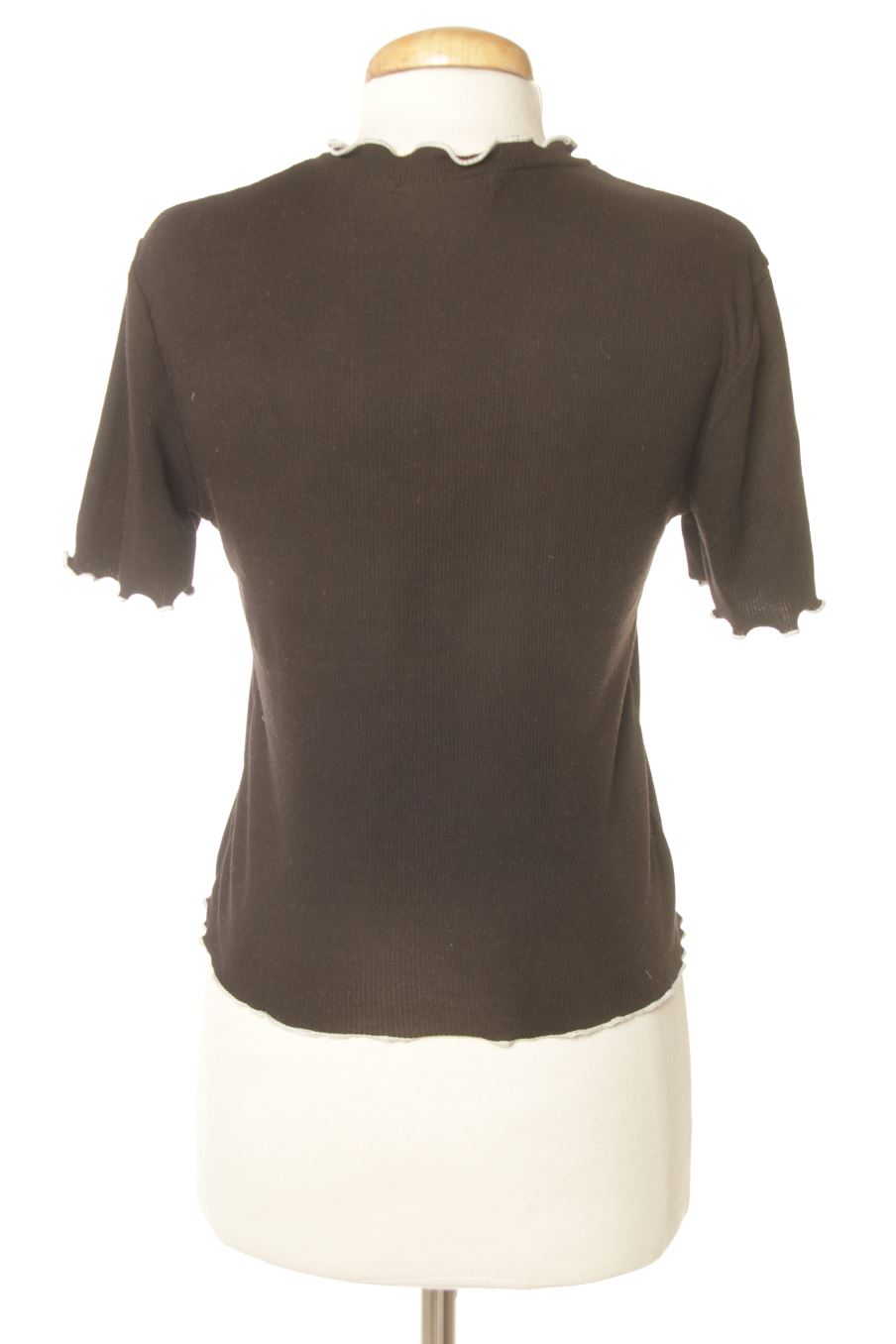 T-shirt Trafaluc de la taille M, de couleur noir