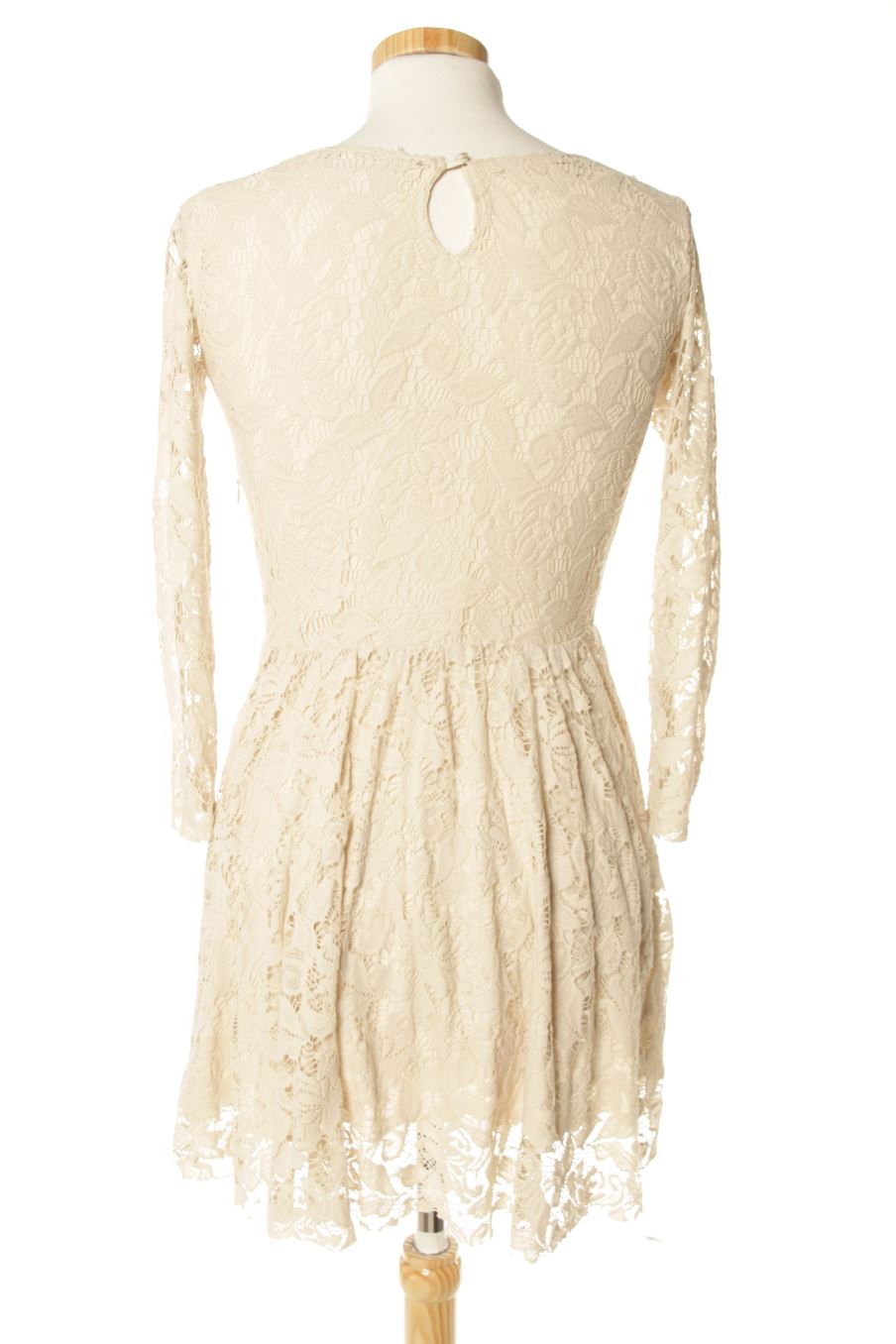 Robe casual Trafaluc de la taille S, de couleur beige