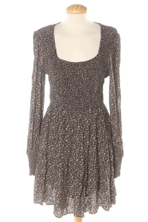 Einfaches Kleid