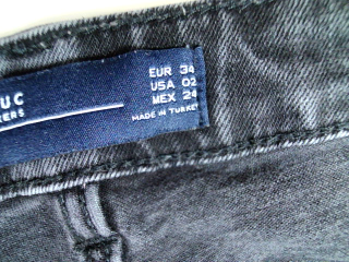 Jeans Trafaluc de la taille 34, de couleur noir de denim