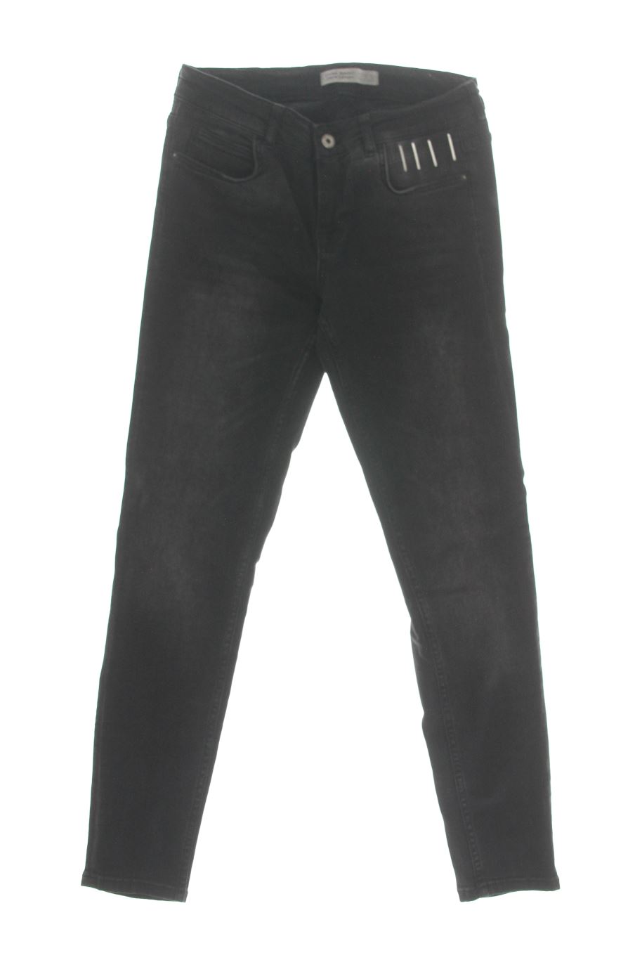 Vaquero de Zara de la talla 36, de color negro de ropa vaquera
