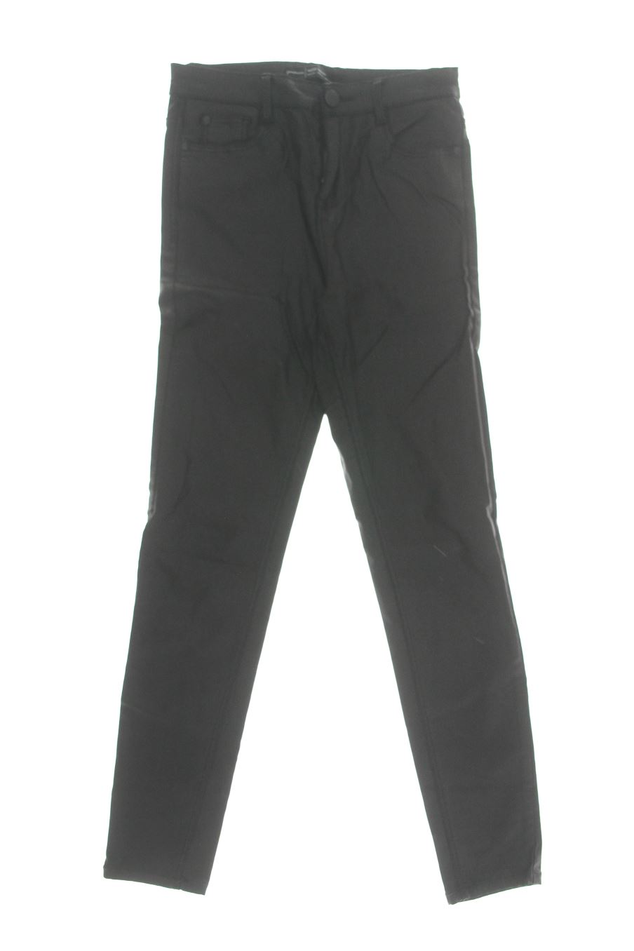 Jeans Stradivarius de la taille 34, de couleur noir de denim
