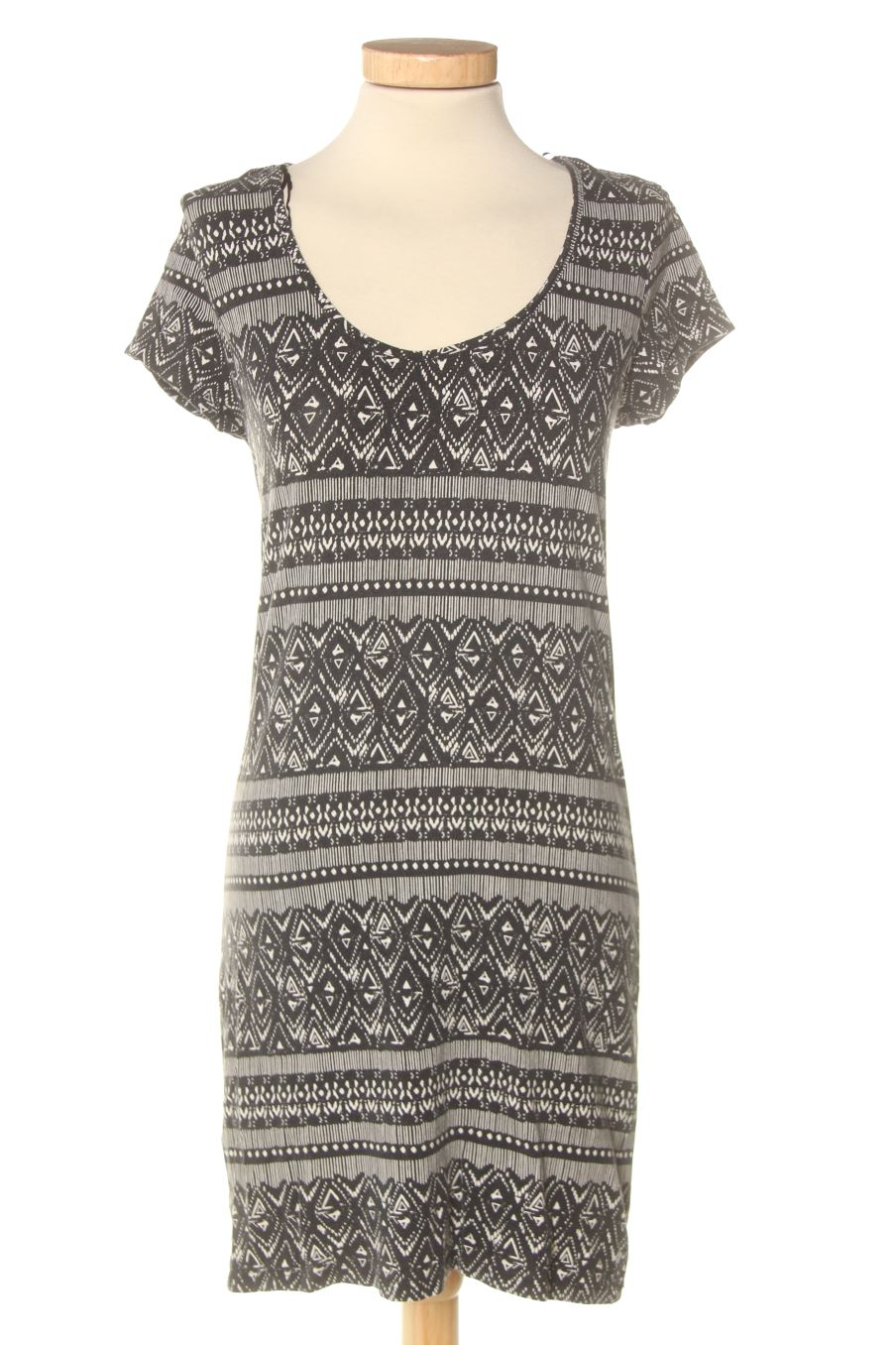 Robe casual La Halle de la taille 38, de couleur imprimés