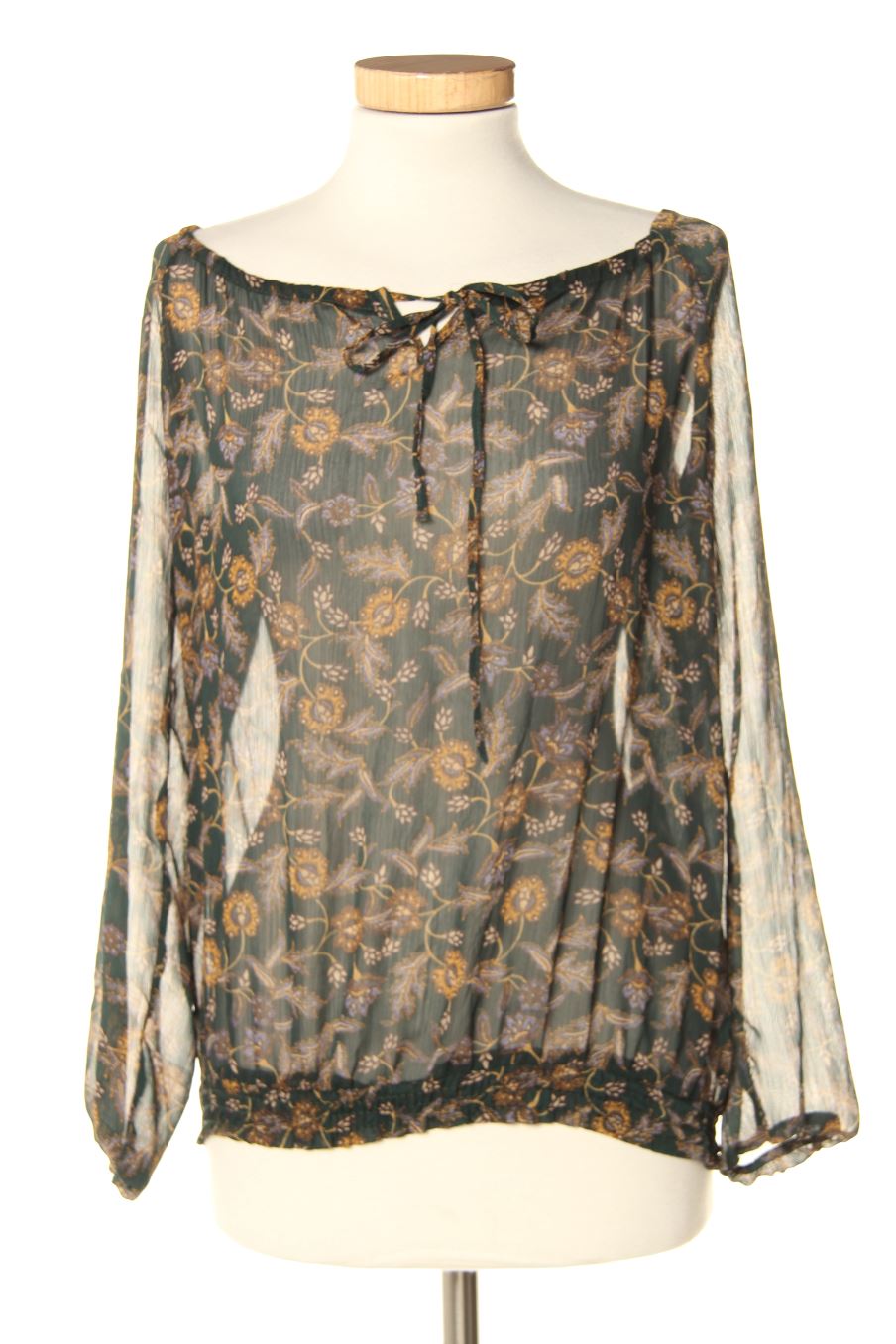 Blusa de manga larga de Pull & Bear de la talla S, de color flores