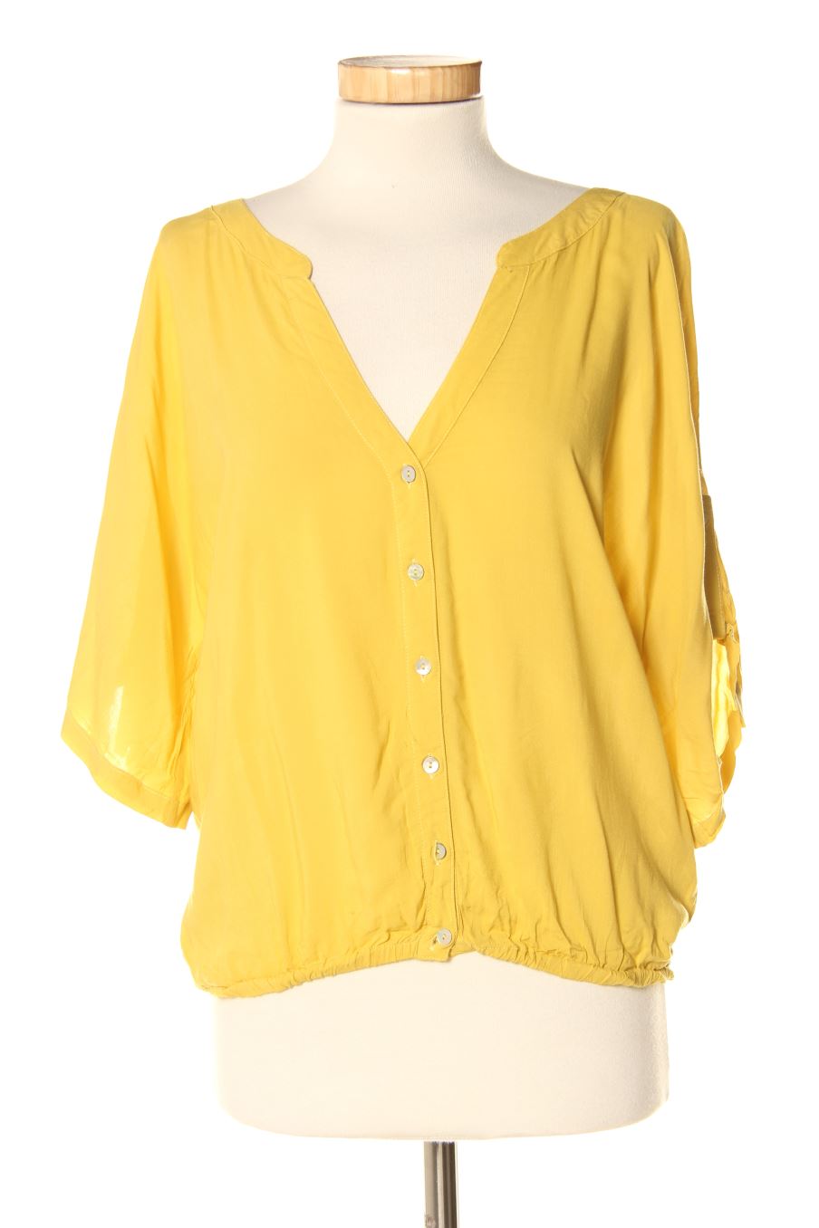 Blusa de manga corta de Pull & Bear de la talla S, de color mostaza