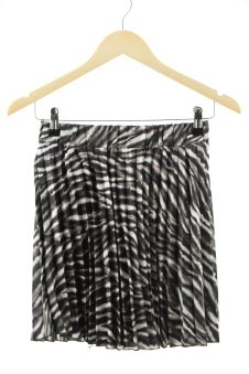 Shorts XS Zara, photo 1 sur 2