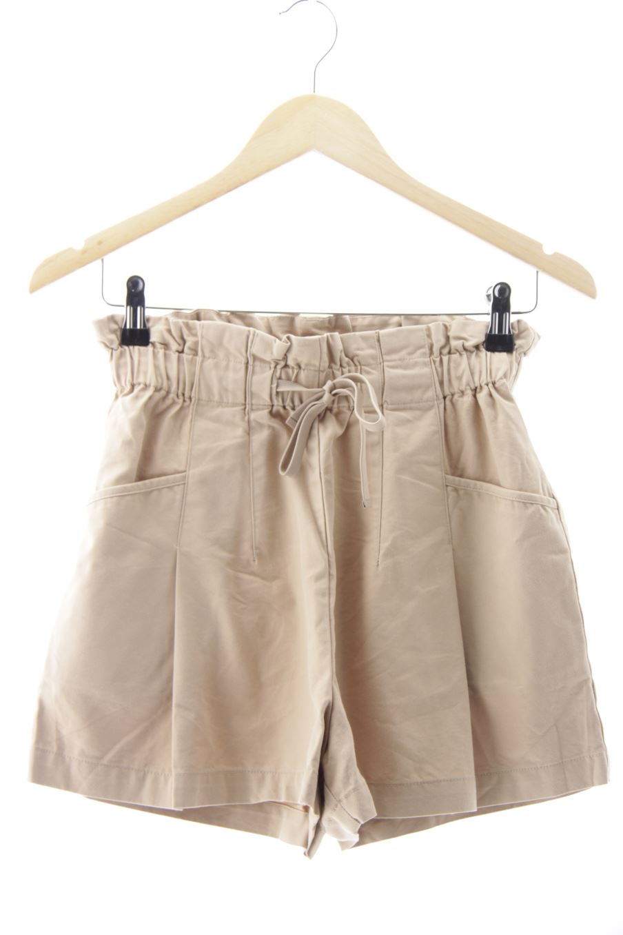 Pantalón corto de Pull & Bear de la talla S, de color beige