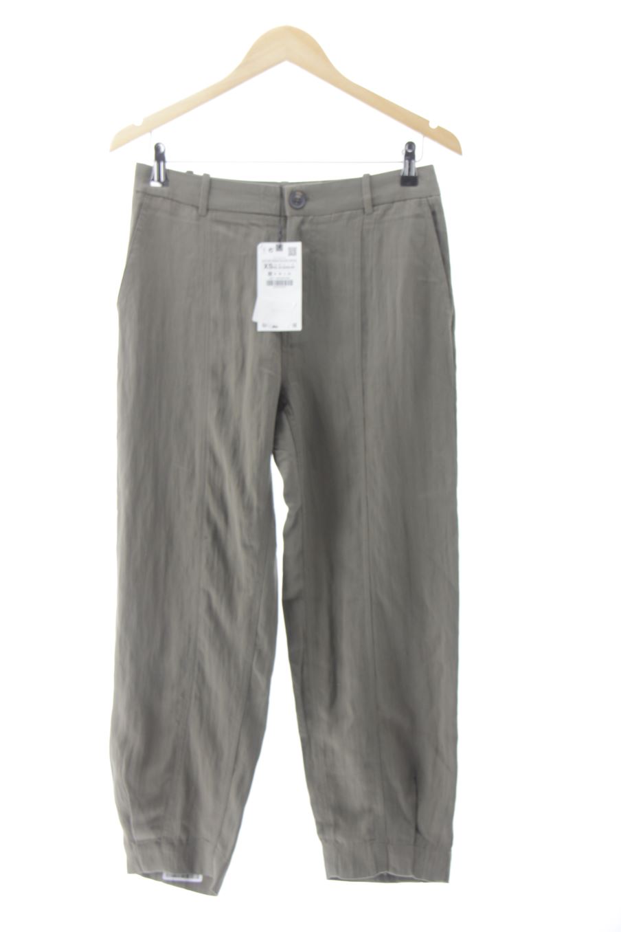 Pantalón de Zara de la talla XS, de color verde