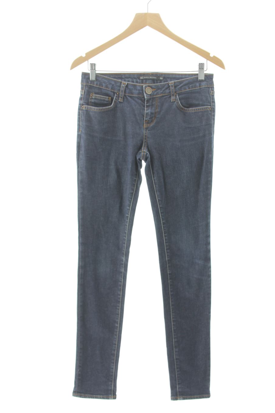 Jeans Zara de la taille 36, de couleur bleu de denim