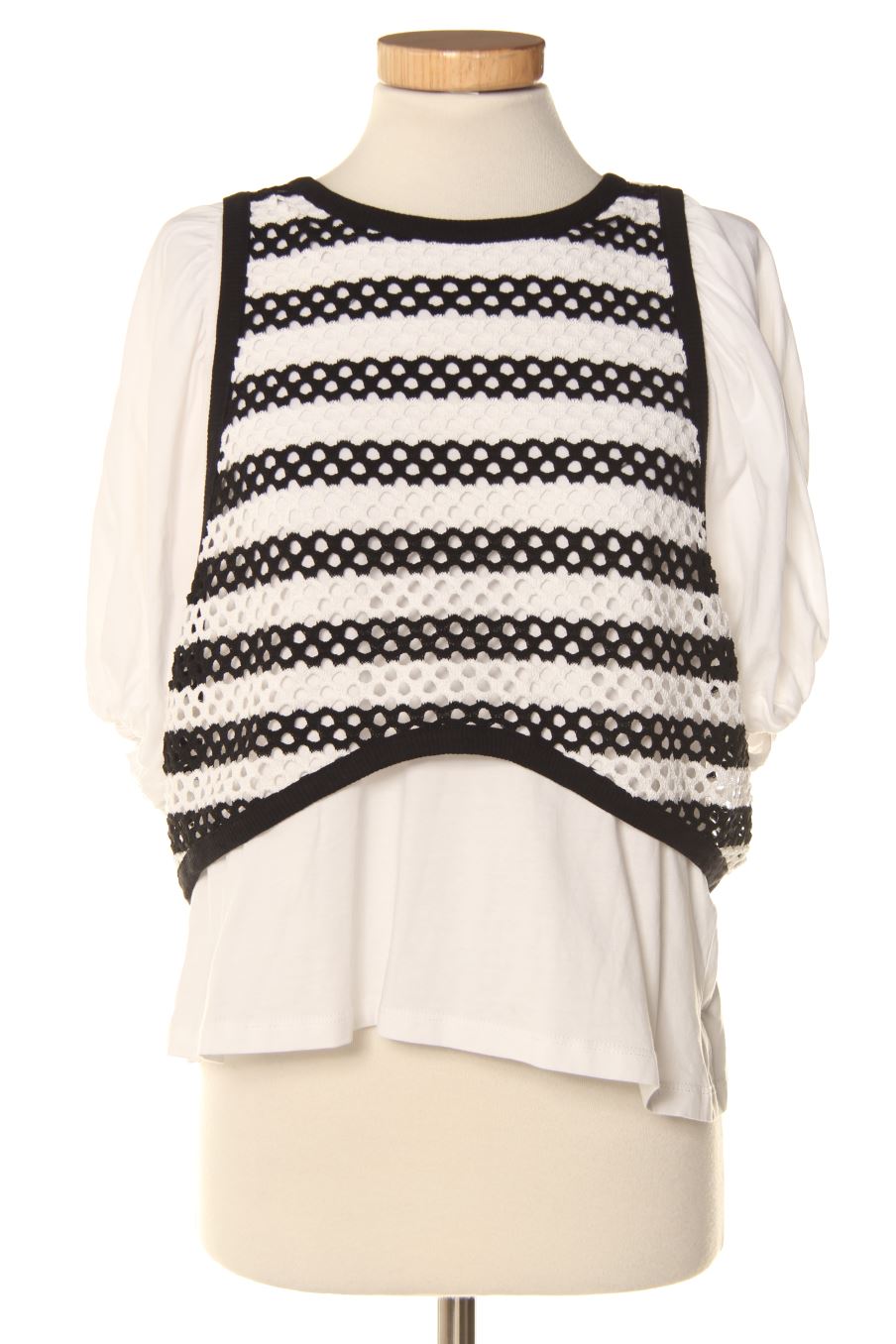 Camiseta de Zara de la talla L, de color blanco