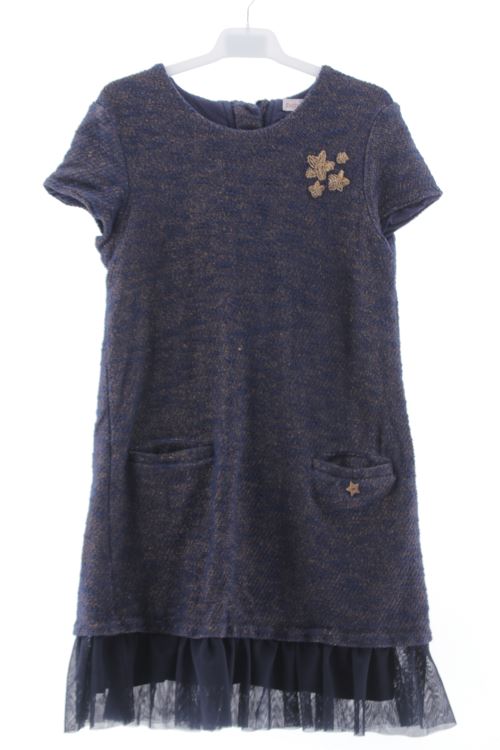 Aufwändiges Kleid