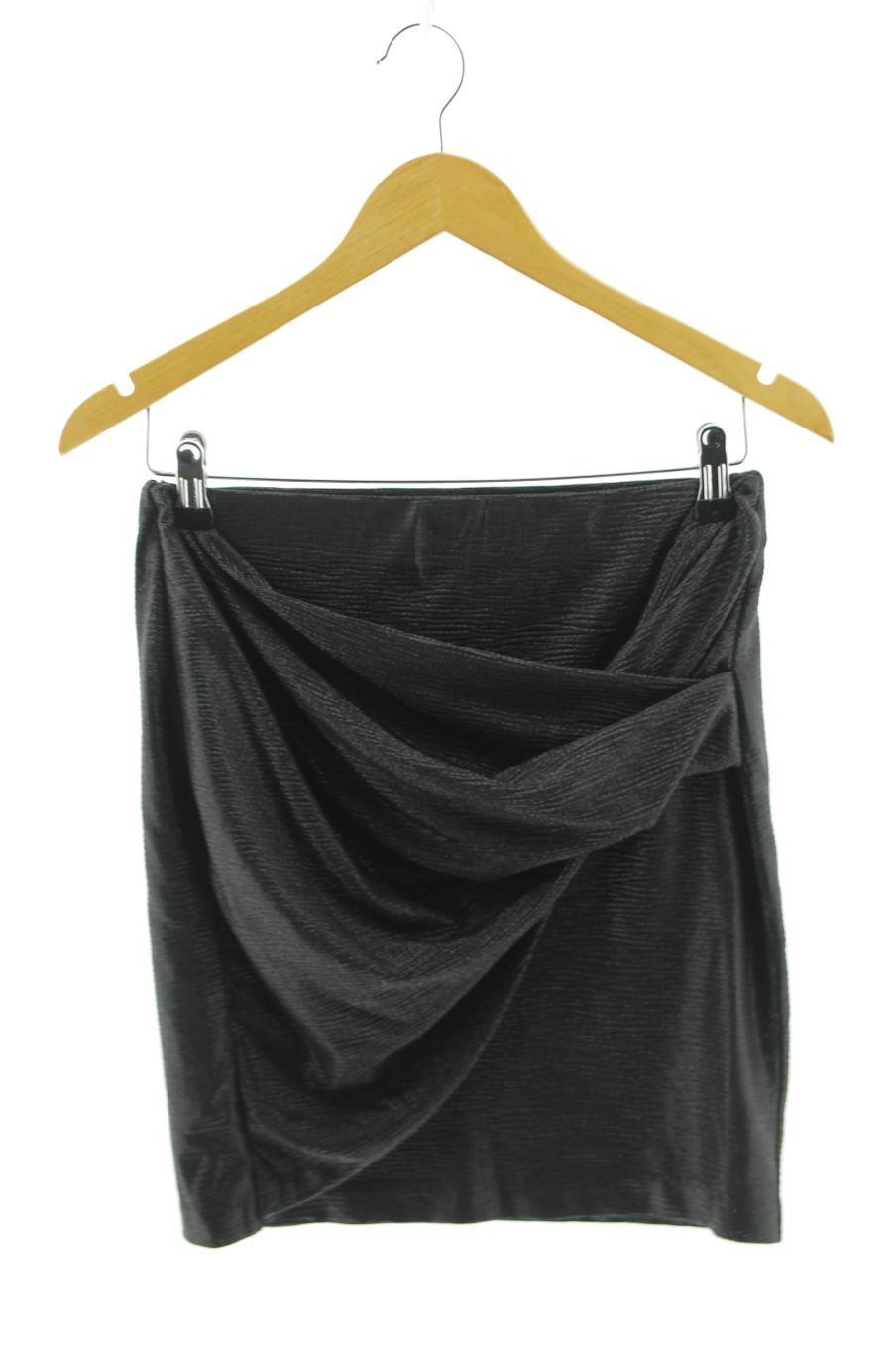 Falda de Promod de la talla 36, de color negro