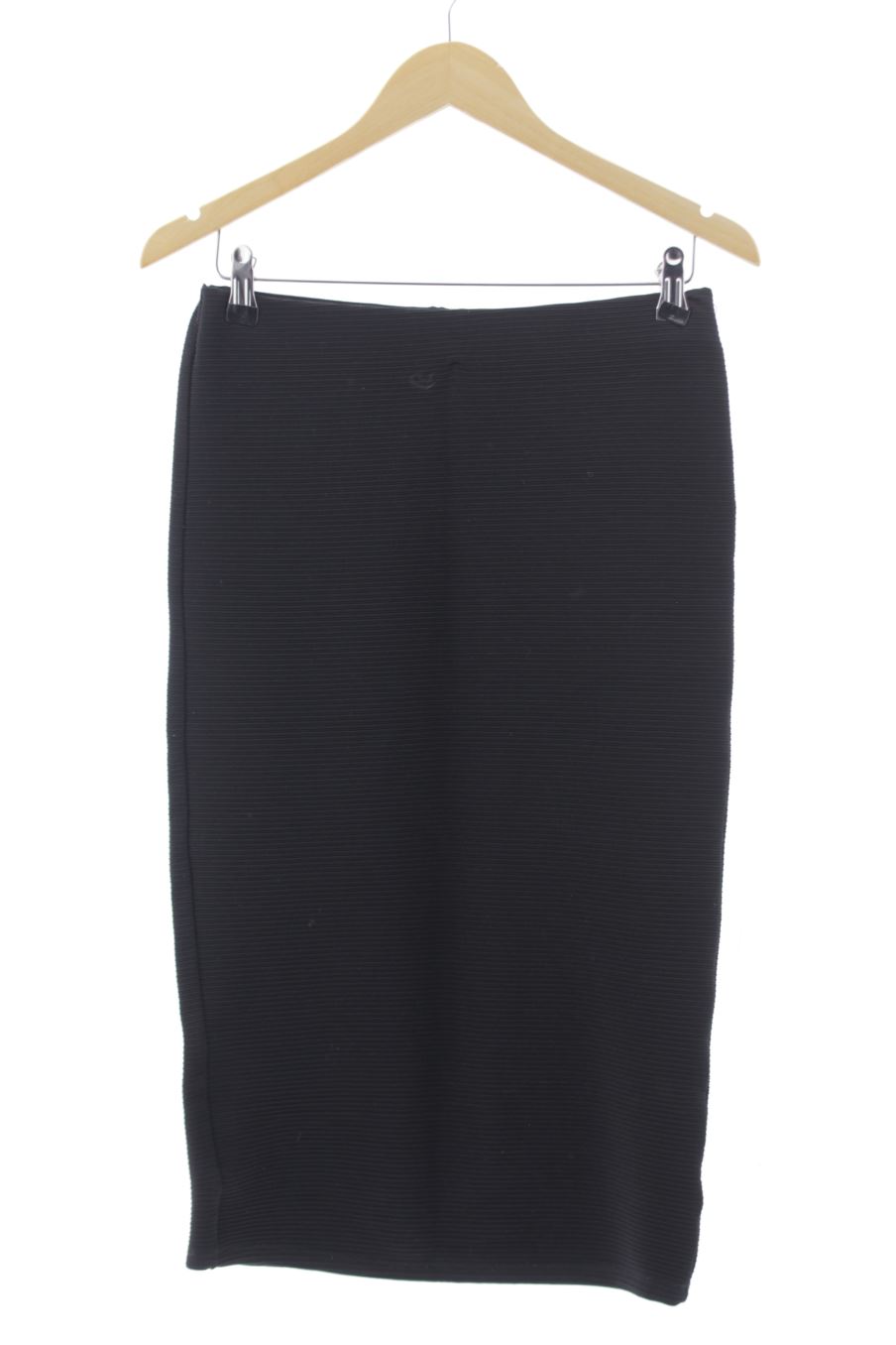 Falda de Promod de la talla 38, de color negro