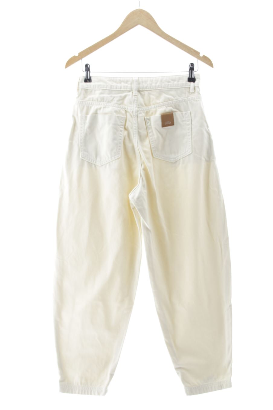 Jeans Zara de la taille 36, de couleur beige de denim