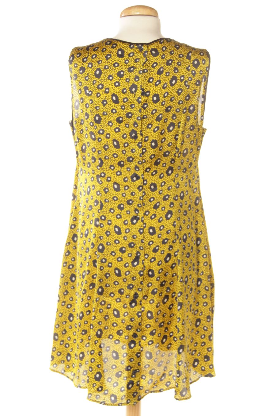 Vestido casual de Zara de la talla M, de color estampado