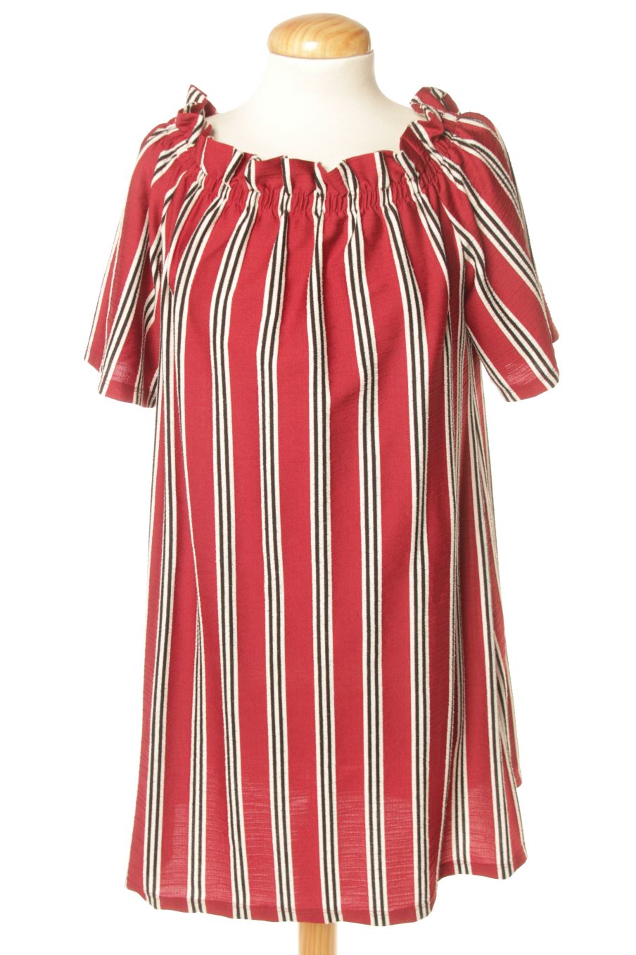 Vestido casual de Pull & Bear de la talla S, de color rayas