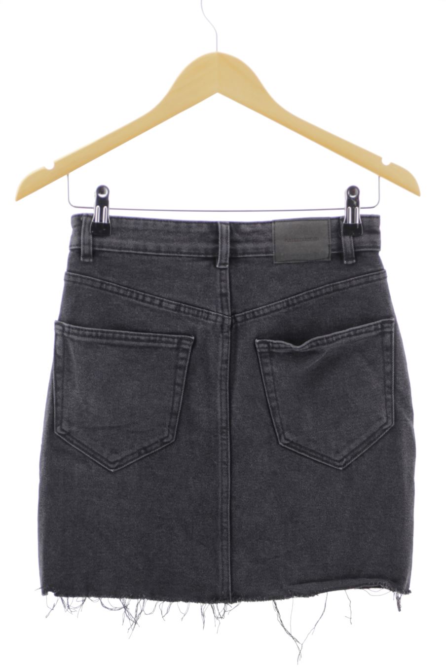 Faldas de Pull & Bear de la talla S, de color negro de ropa vaquera