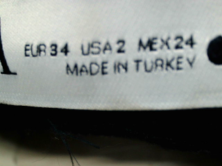 Jeans Zara de la taille 34, de couleur noir de denim