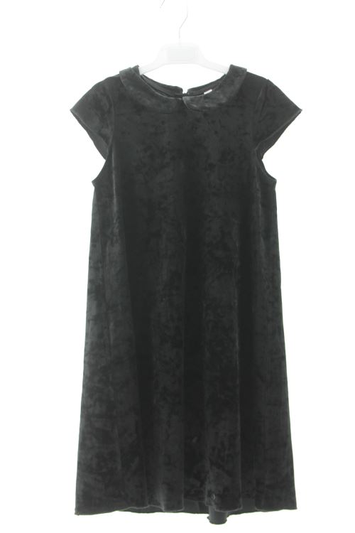Aufwändiges Kleid