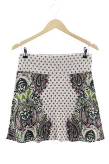 Aufwändiger Rock S Surkana