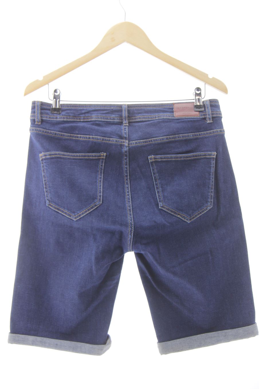 Pantaloni corti de Cortefiel de la talla 40, de color blu