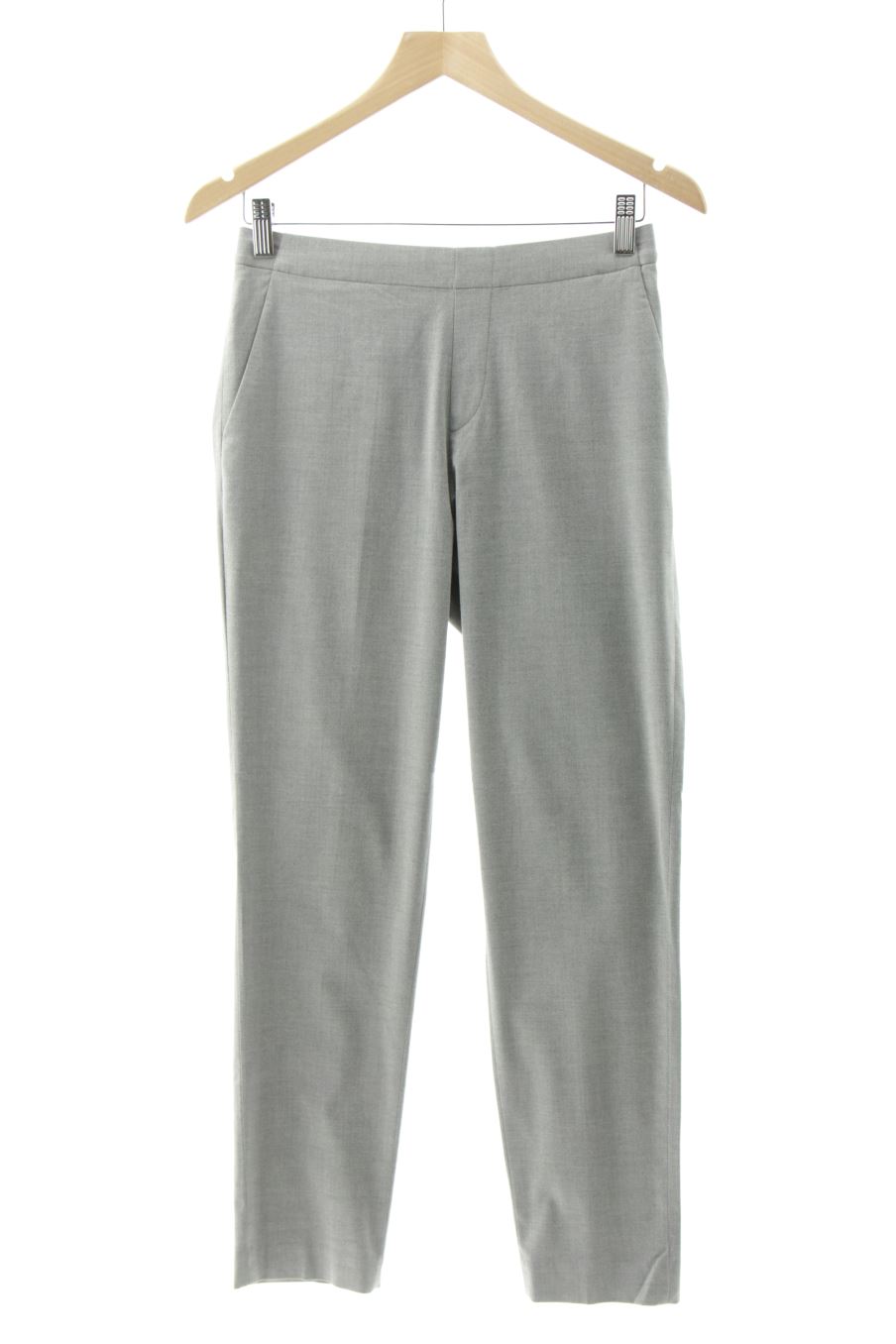 Pantalón de Uniqlo de la talla S, de color gris