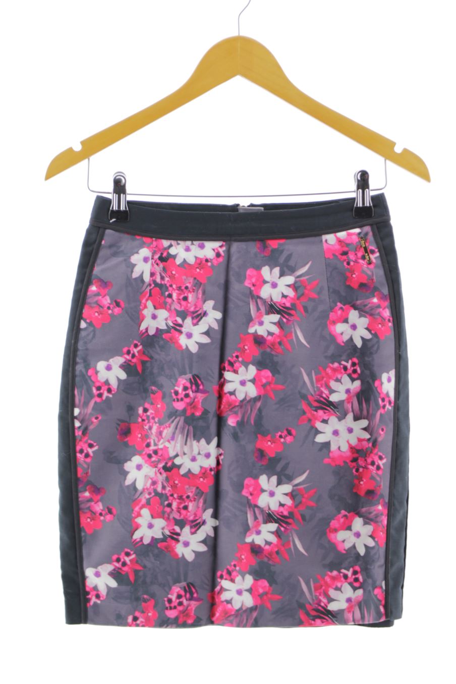 Faldas de SORA de la talla 34, de color flores