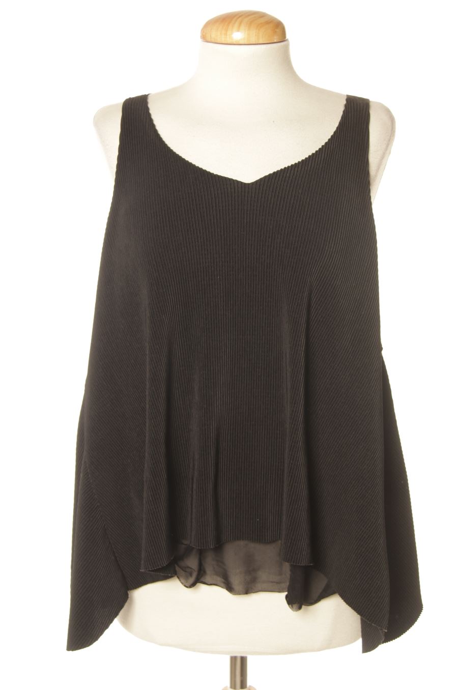 Top de Mango de la talla S, de color negro