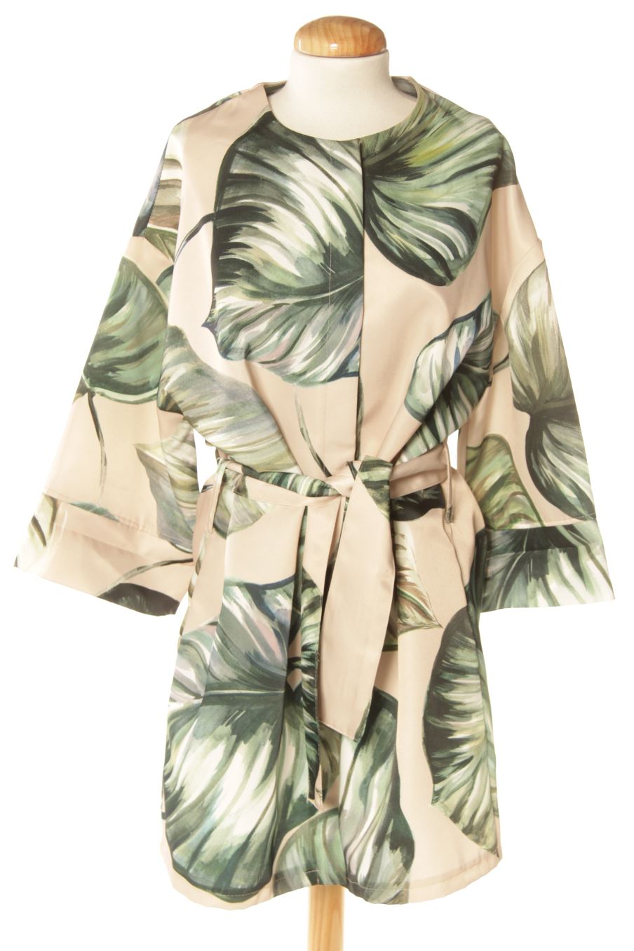 Kimono de Rinascimento de la talla L, de color estampado