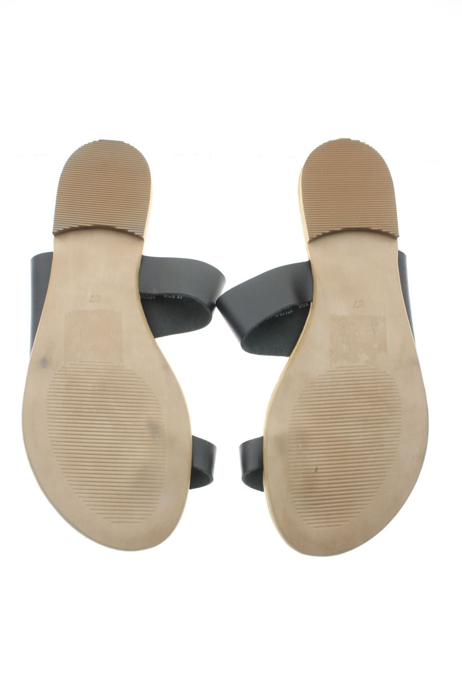 Sandalias planas de BIANCO de la talla 37, de color negro de