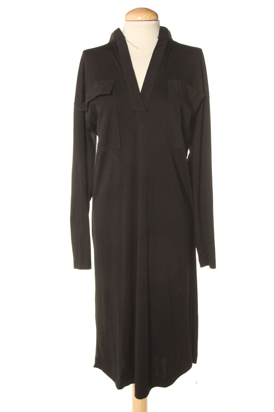 Vestido casual de Trf (ZARA) de la talla S, de color negro