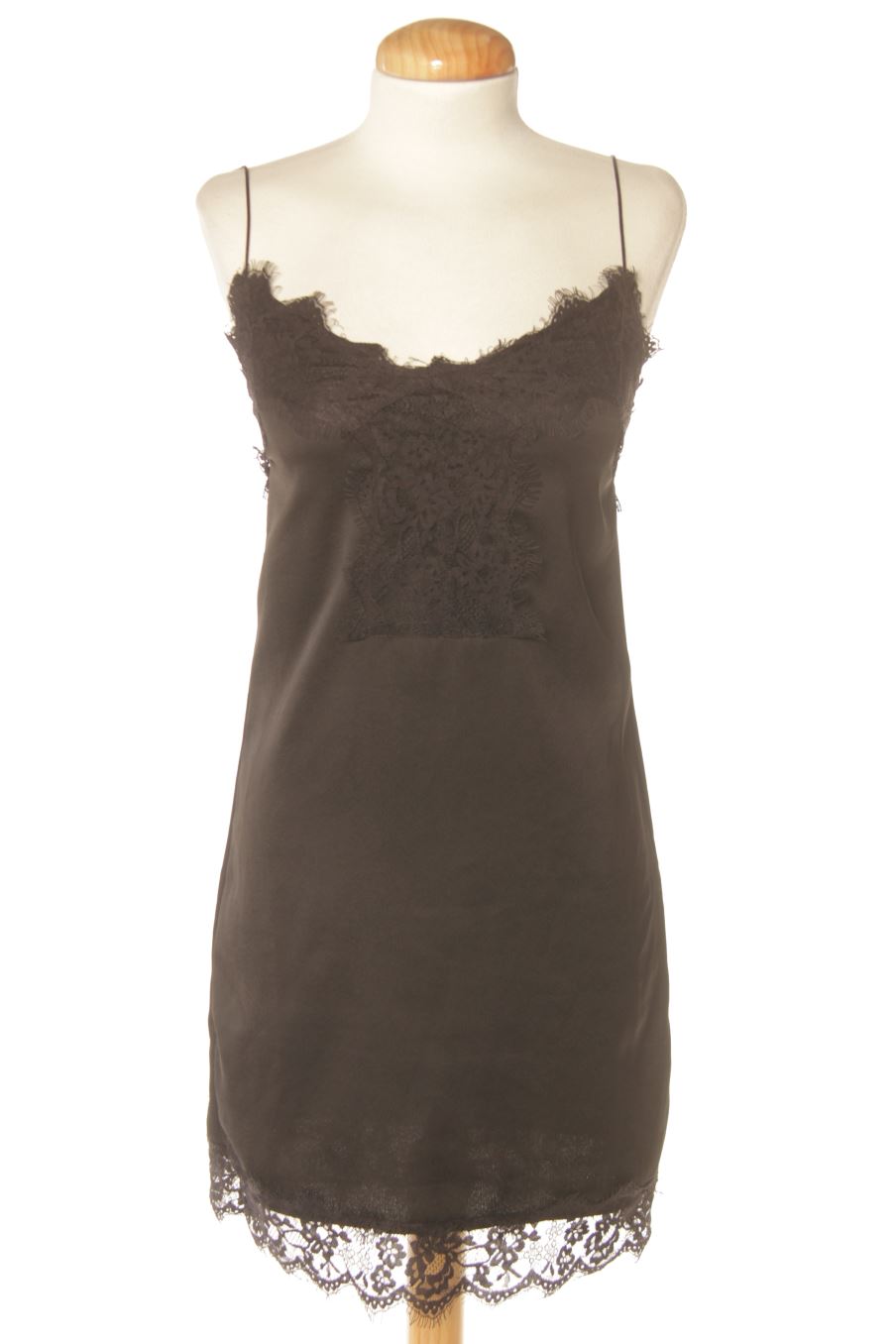 Robe PERCENTIL de la taille XS, de couleur noir
