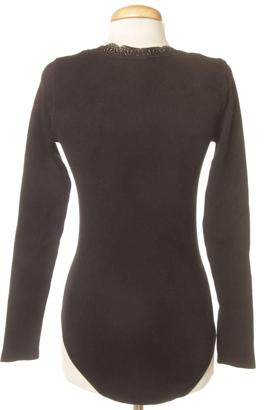 Body de Stradivarius de la talla S, de color negro