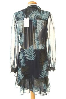 Robe 36 Reiss