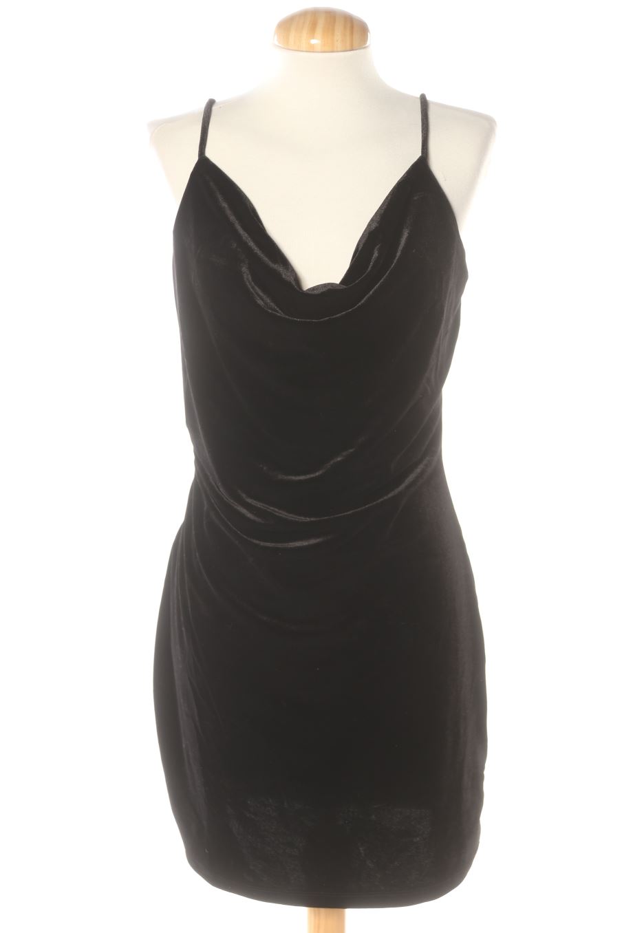 Robe casual H&M de la taille M, de couleur noir de velours