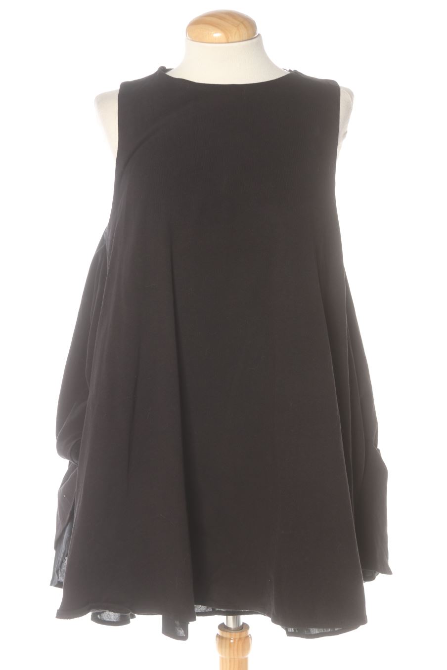 Robe casual Zara de la taille S, de couleur noir