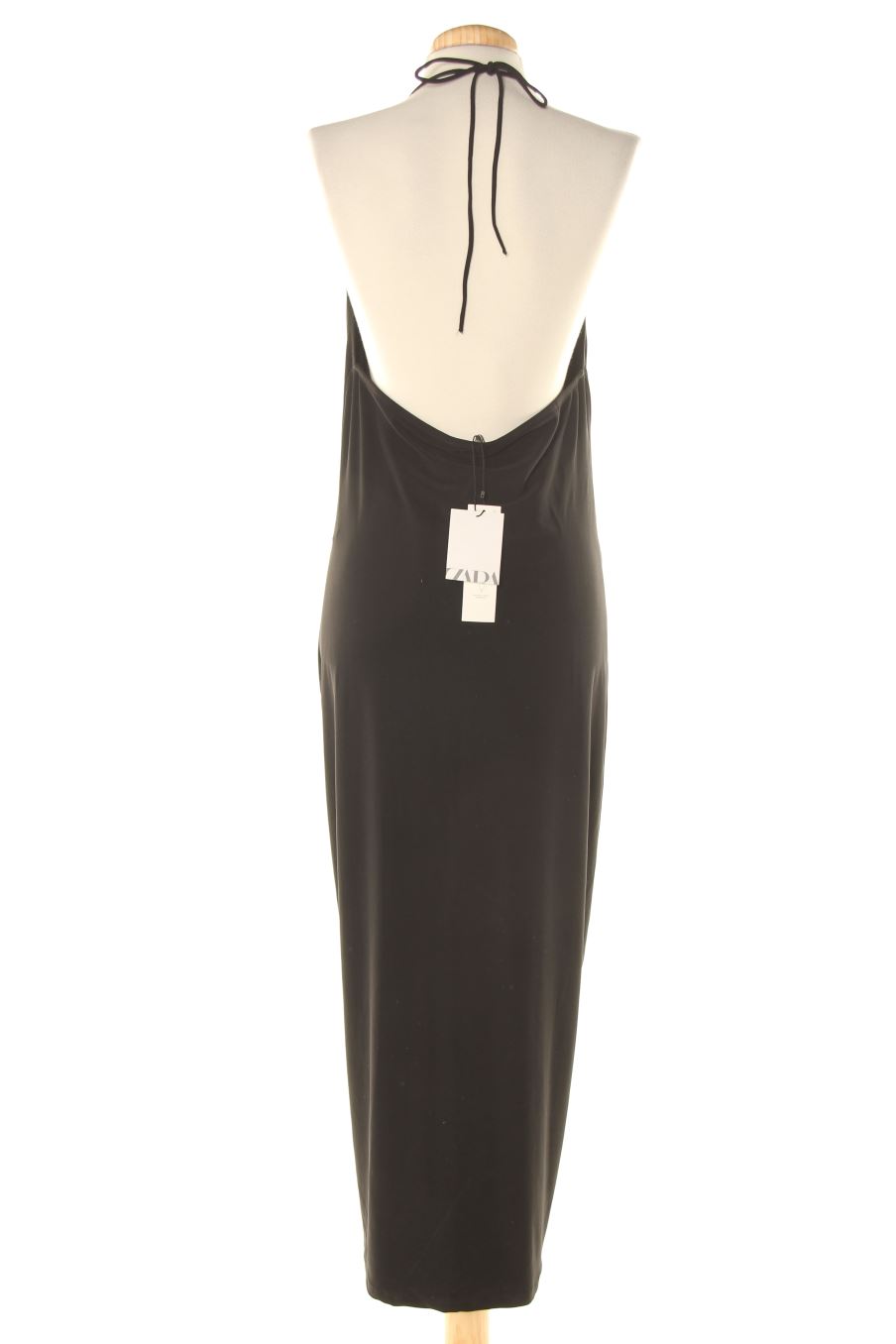 Vestido casual de Zara de la talla L, de color negro