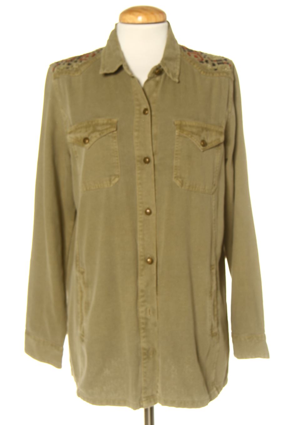 Chemise Amichi de la taille M, de couleur vert