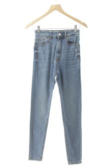 Jeans 34 Stradivarius, photo 1 sur 2