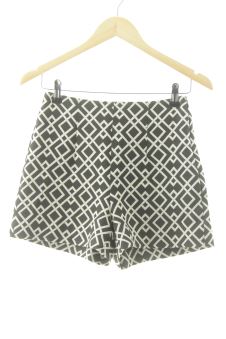Pantaloni corti XS Zara, foto 1 di 2