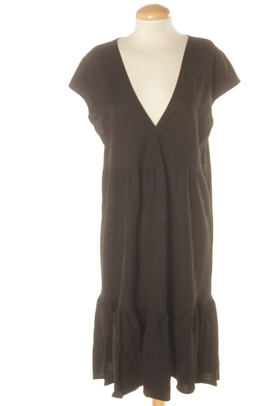 Robe casual Zara de la taille S, de couleur noir