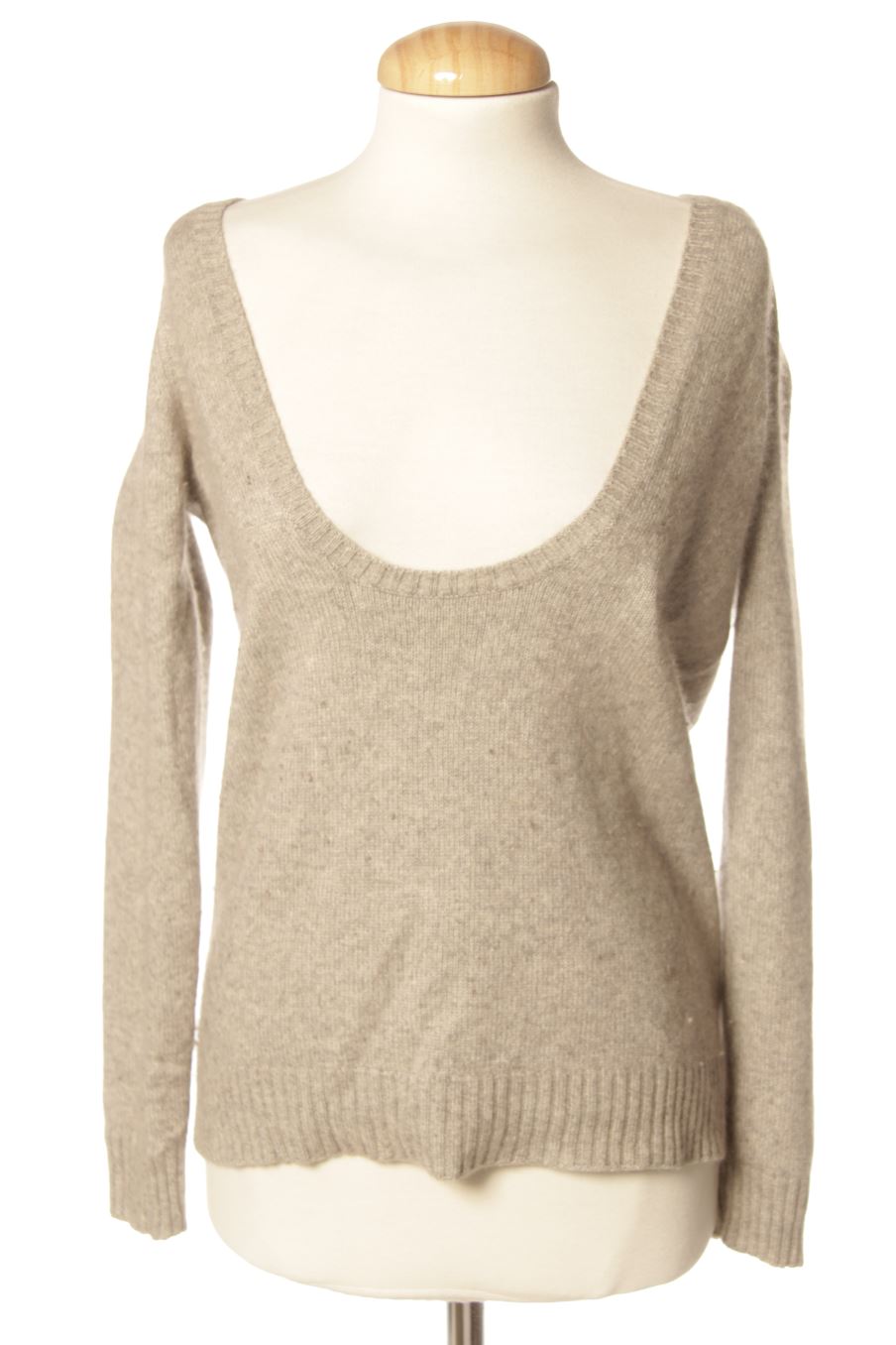 Pull Zara de la taille L, de couleur gris