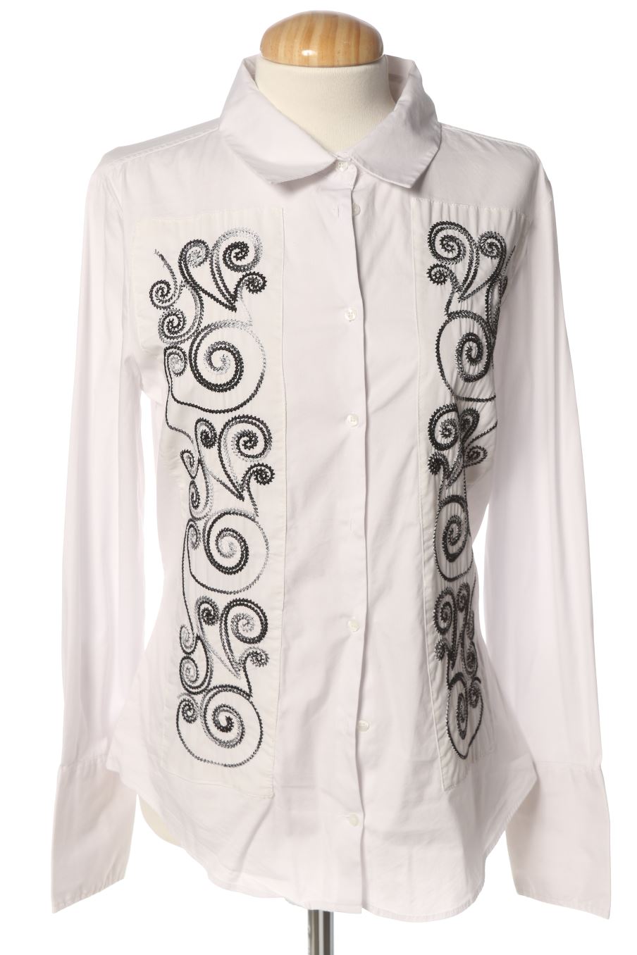 Camisa de Zara de la talla L, de color blanco