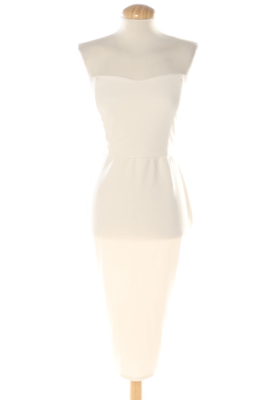 Robe casual Boohoo de la taille 38, de couleur blanc