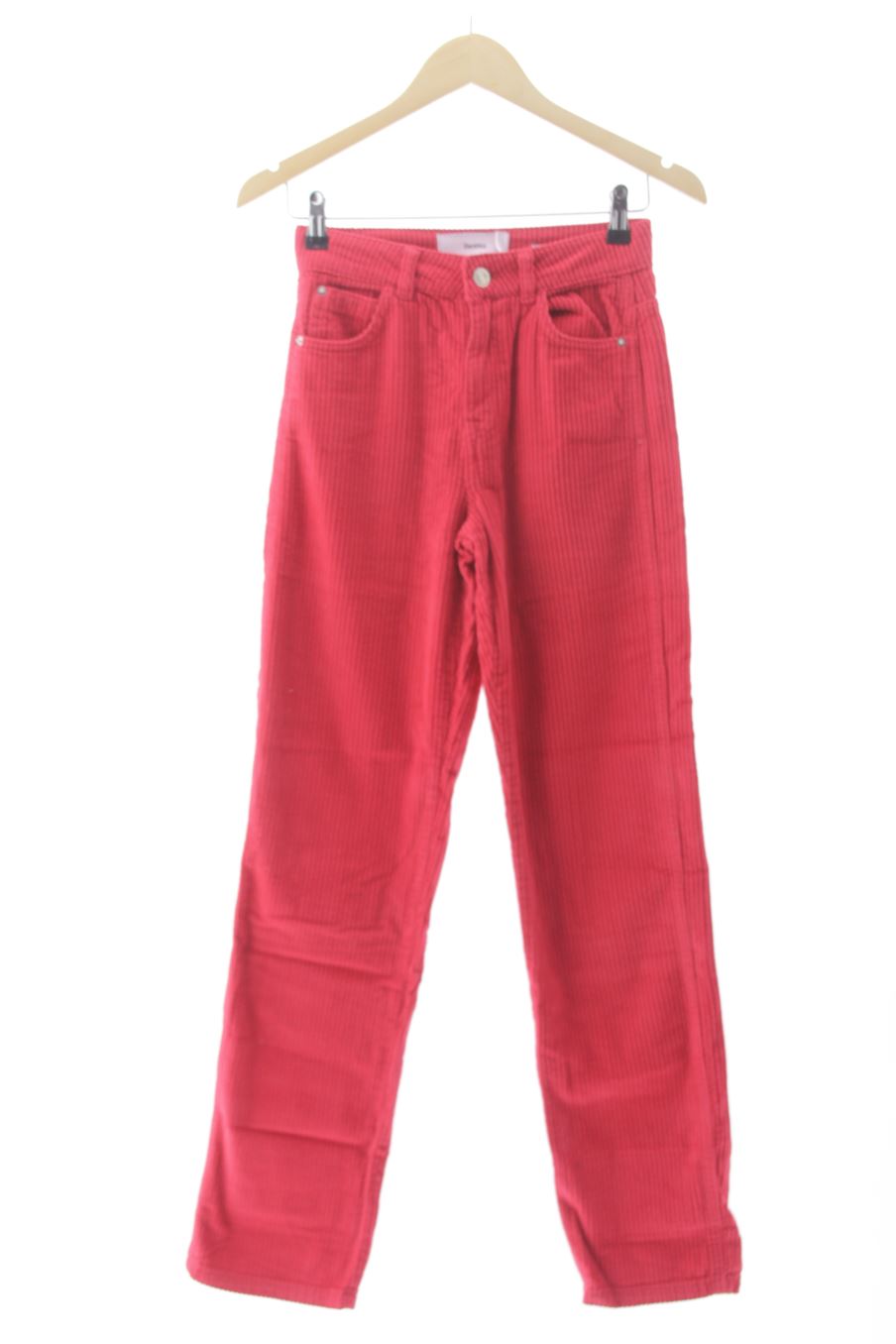 Pantaloni de Bershka de la talla 32, de color rosso