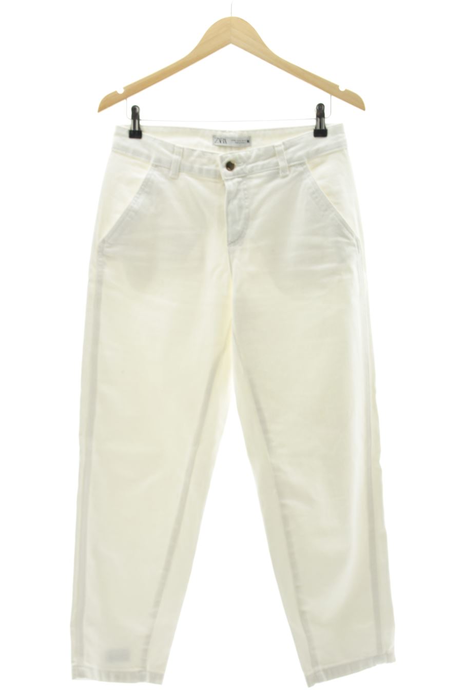 Jeans Zara de la taille 36, de couleur blanc de denim