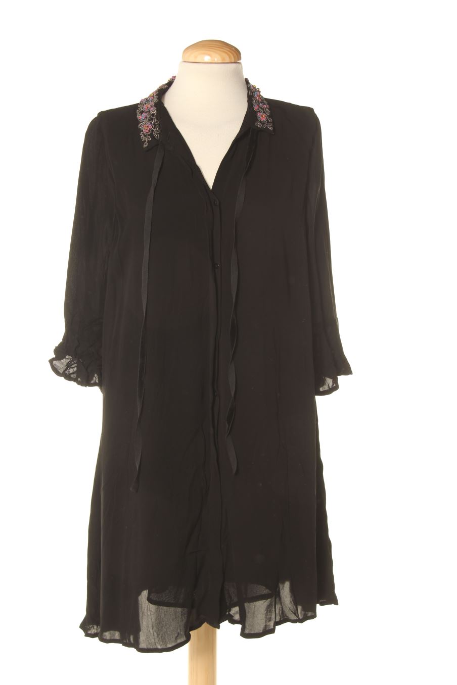 Vestido casual de Trf (ZARA) de la talla M, de color negro
