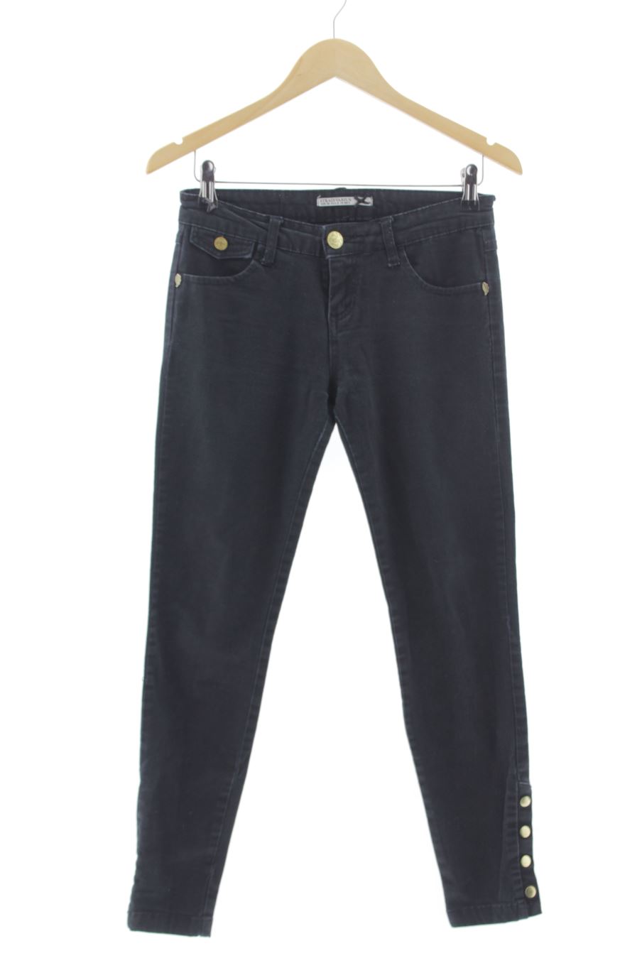 Vaquero de Stradivarius de la talla 36, de color negro de ropa vaquera
