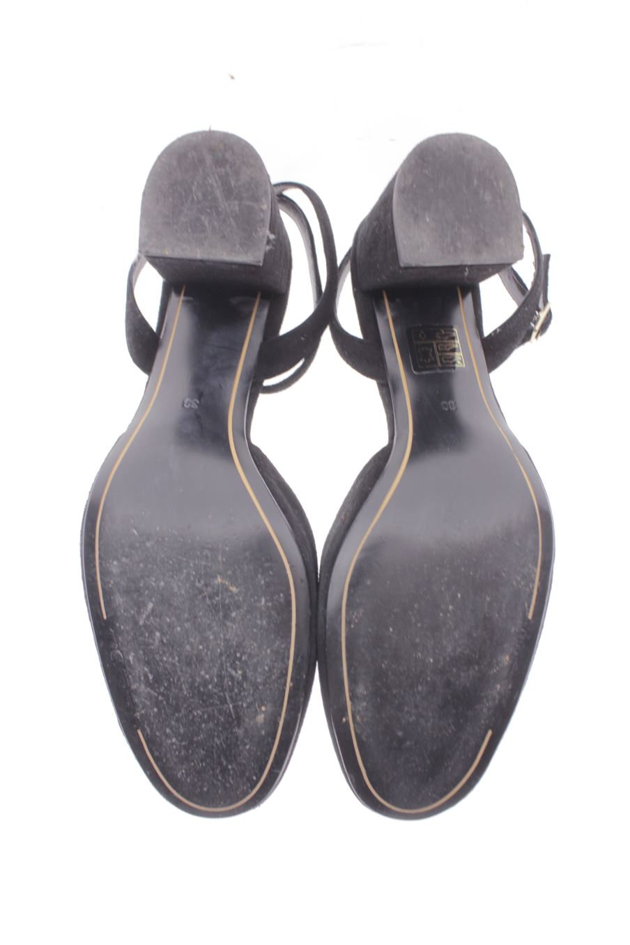 Sandalias tacon de Massimo Dutti de la talla 38, de color negro de